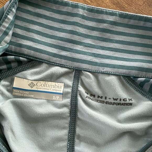 Columbia Womens Saturday Trail Omni-Wick Base Layer Shirt Sz Small Blue Stripe - Picture 7 of 7